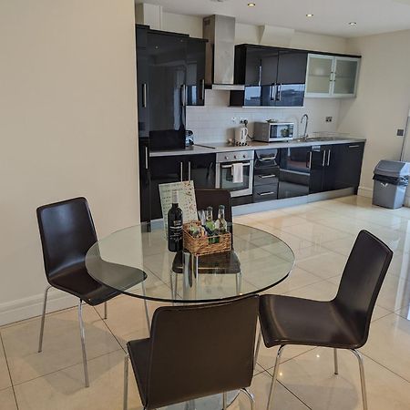 The Western Citypoint Apartments Galway Dış mekan fotoğraf