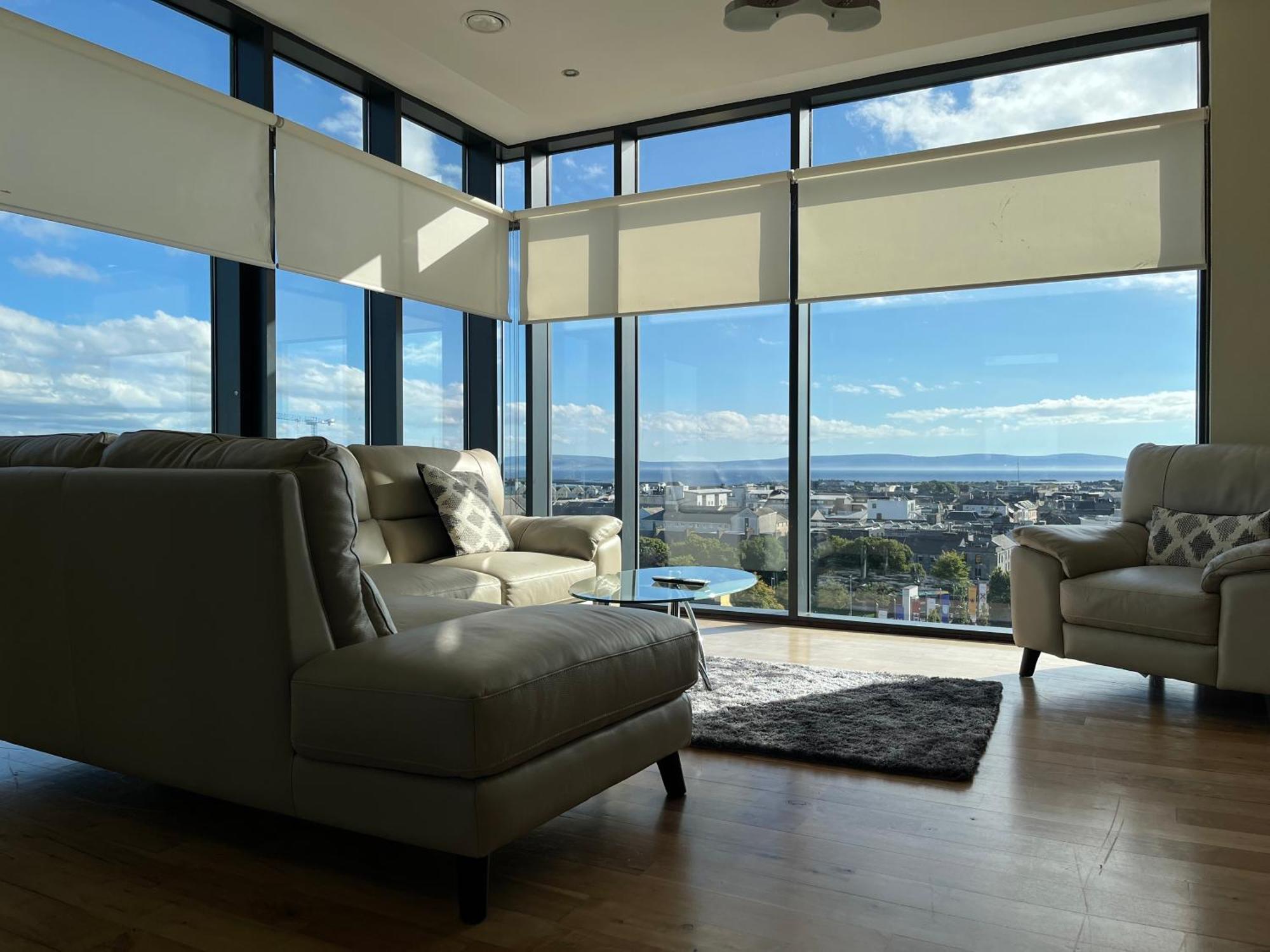 The Western Citypoint Apartments Galway Dış mekan fotoğraf