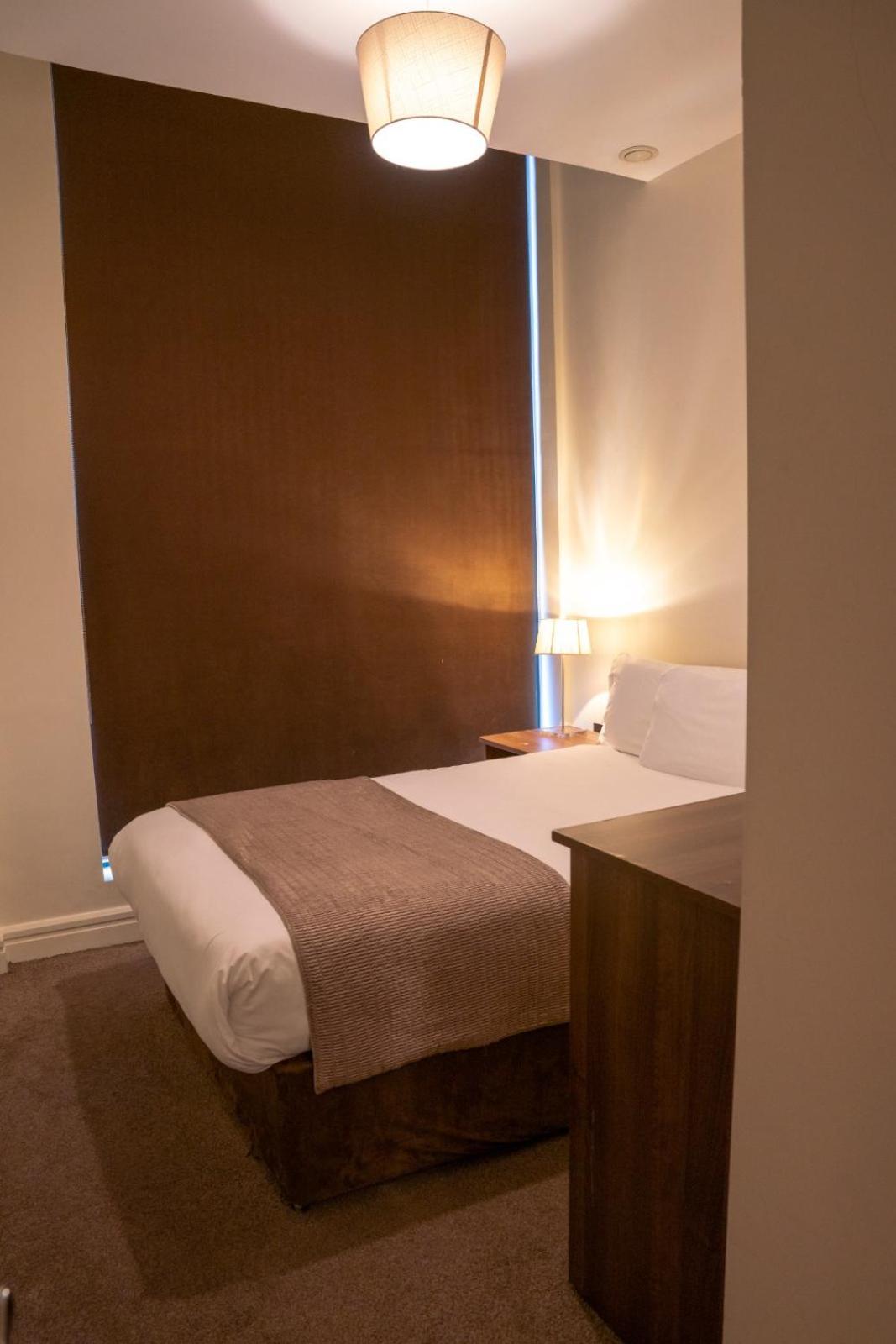 The Western Citypoint Apartments Galway Dış mekan fotoğraf