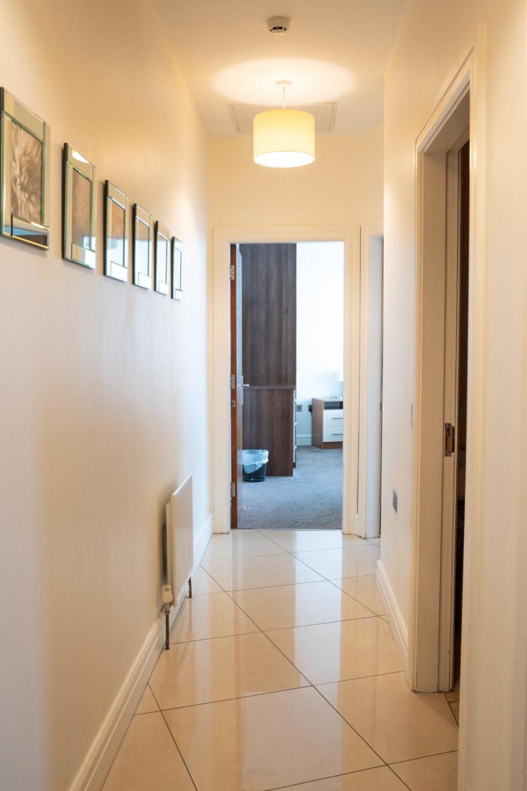 The Western Citypoint Apartments Galway Dış mekan fotoğraf