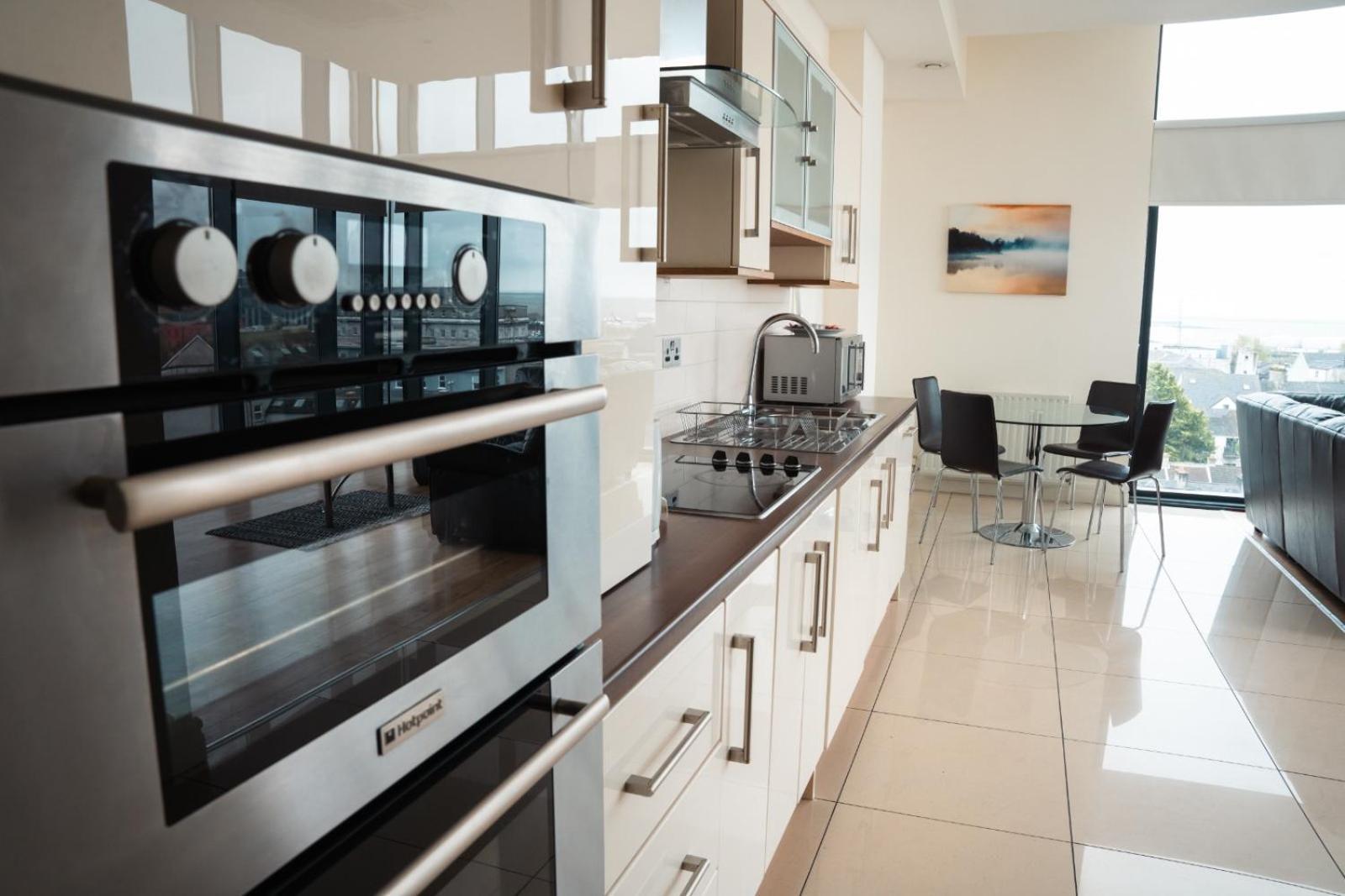 The Western Citypoint Apartments Galway Dış mekan fotoğraf